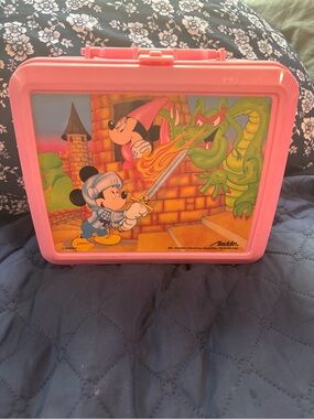 Pink Disney-Themed Kids Lunchbox by Aladdin